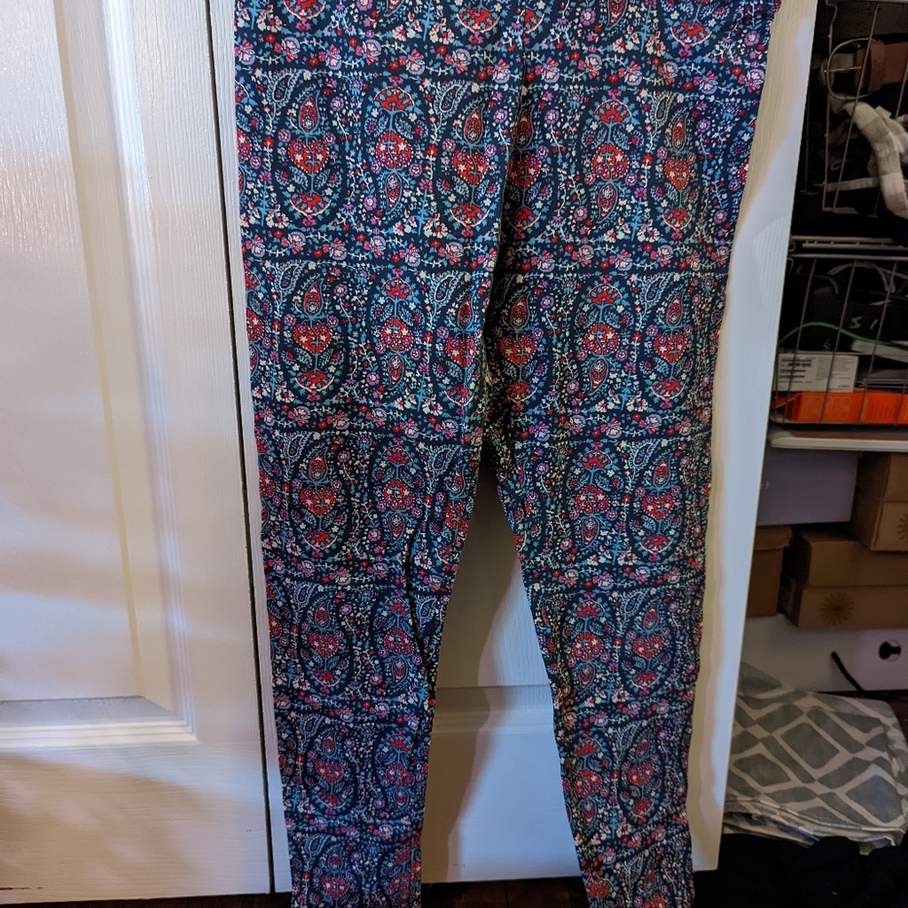 American Eagle Floral Leggings
